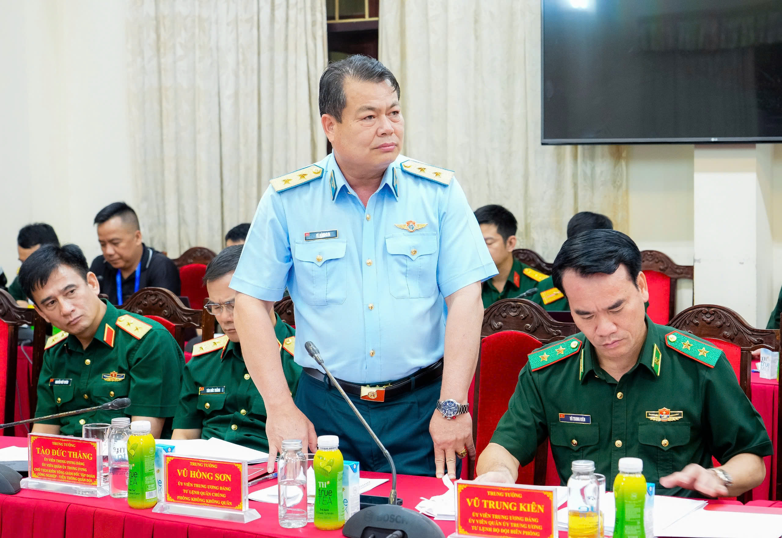 Anh-tin-bai